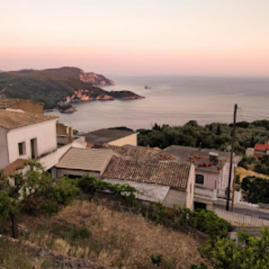 Traditional Panoramic Sea View House Lákones Exterior foto